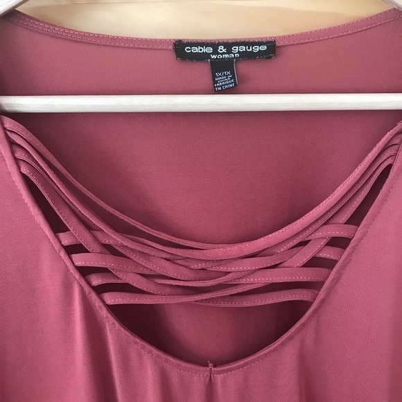 Cable & Guage lattice neck flowy tunic plus size 1X - Picture 5 of 13